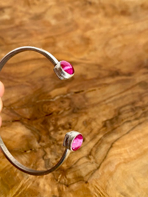 Armband met tweekleurig rozenblad | verzilverd brass