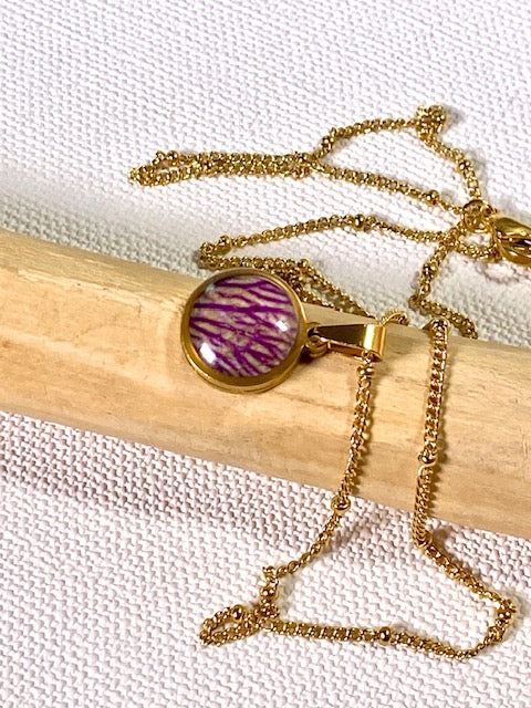 Beautiful pendant with real Orchid + gold-plated (18k) chain.
