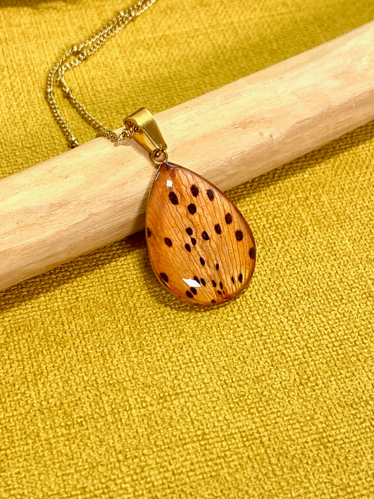 Oranje lelie blad in gold plated druppelhanger