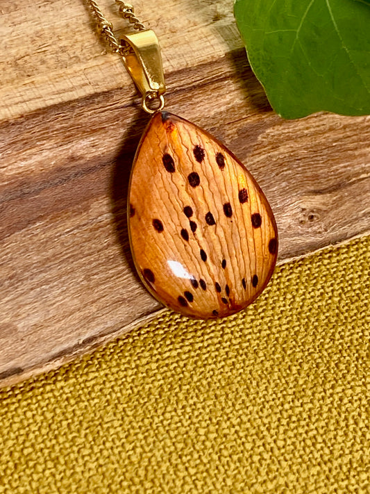 Tijgerlelie blad in gold plated druppelhanger