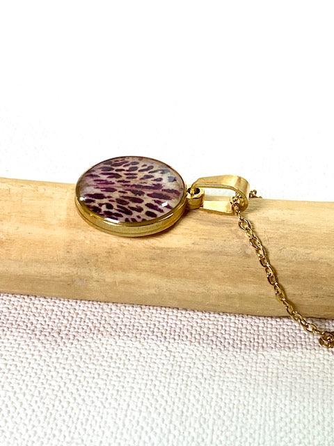 Gold plated botanische ketting met echt bloemblad