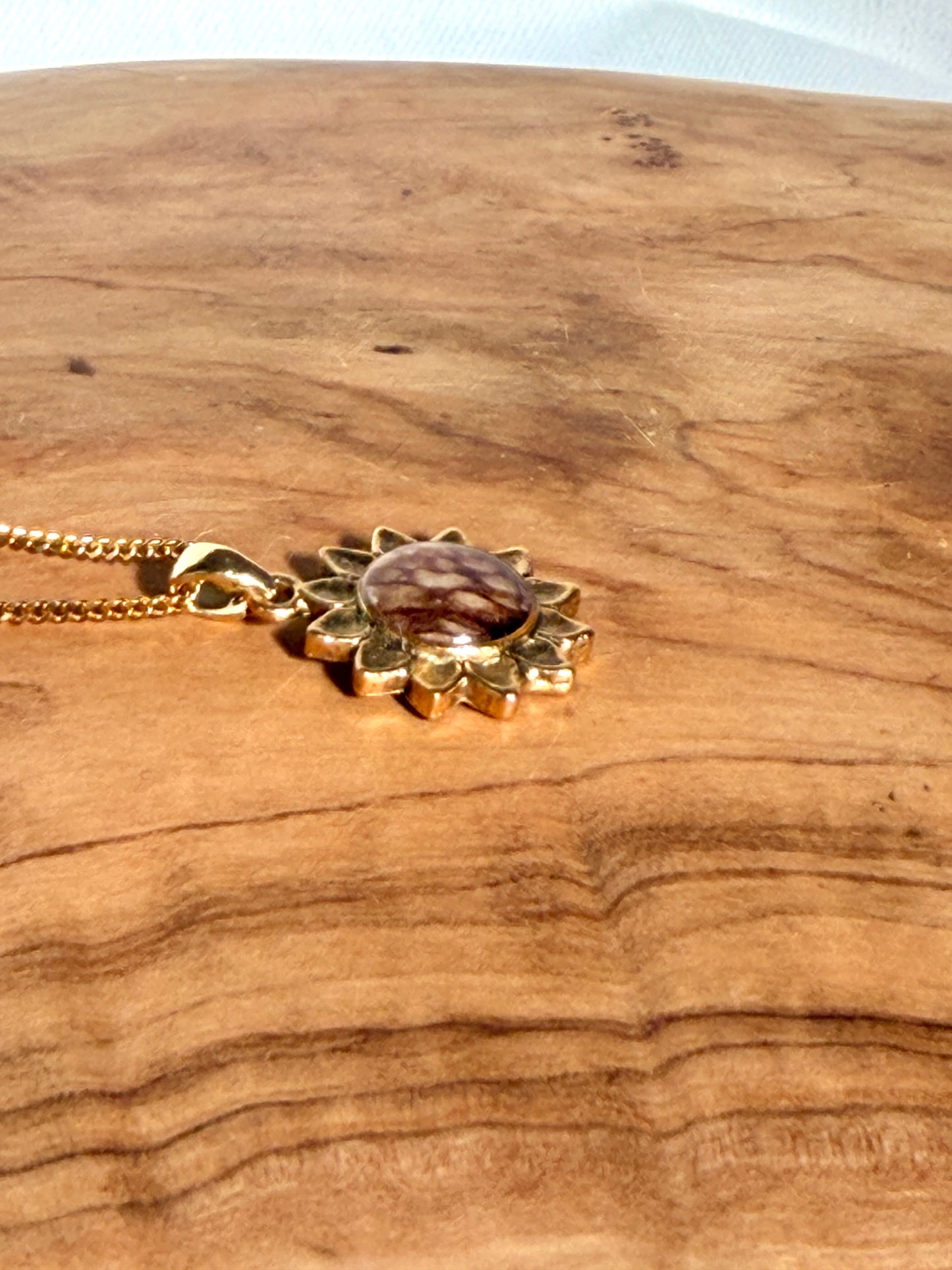 Bloemhanger met kievitsbloem | 24k verguld