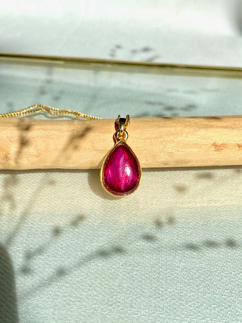 Exclusieve 22k vergulde set: hanger & armband met tweekleurig rozenblad