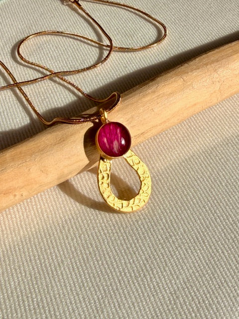 22k vergulde hanger met tweekleurig rozenblad detail