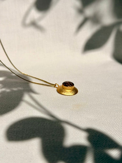 22k vergulde hanger met echte gedroogde kievitsbloem van BeLeaf Art