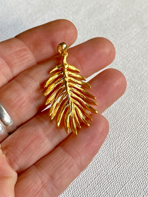 palm blad hanger 22k goud verguld
